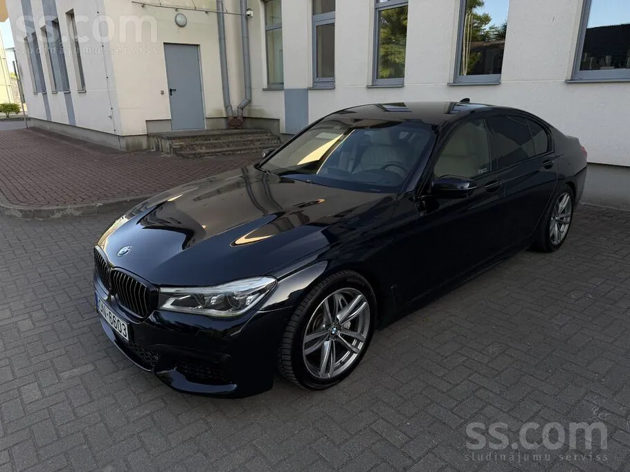 BMW 750I 2016 photo 2