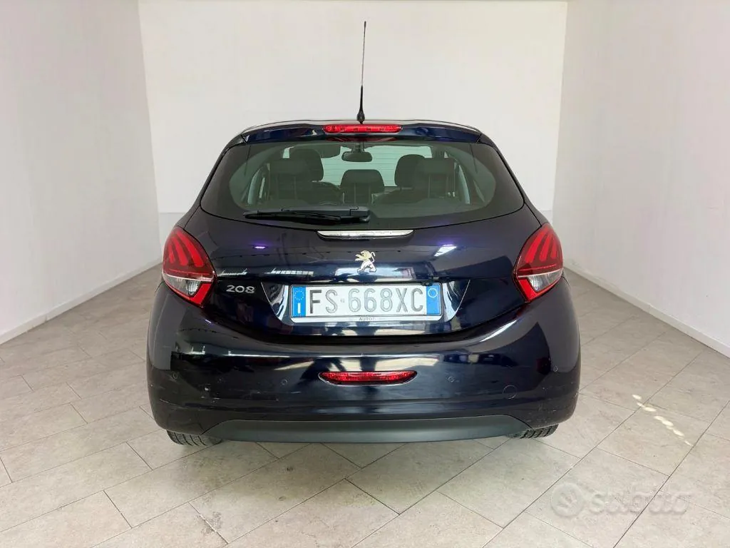 Peugeot 208 2018 photo 4