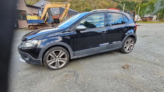 Volkswagen Polo Cross 2012 photo 3