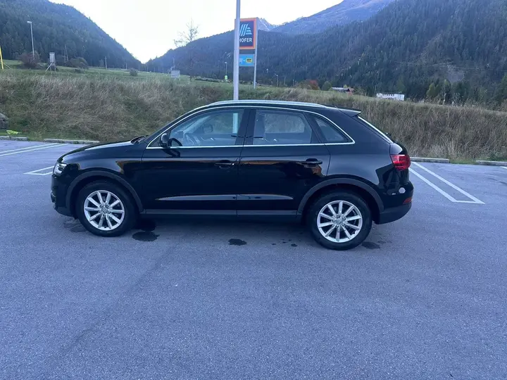Audi Q3 2015 photo 2