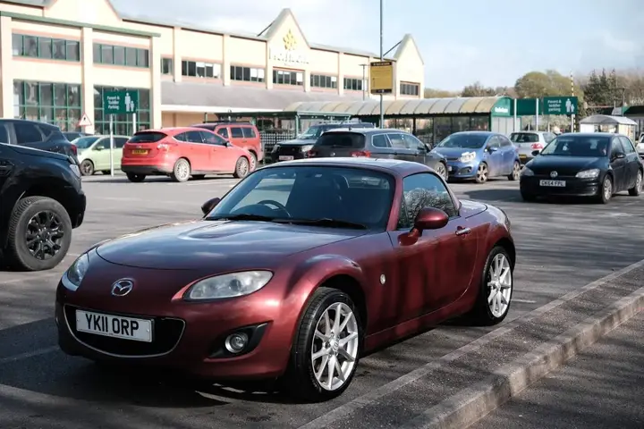 Mazda Mx-5 2011 photo 2