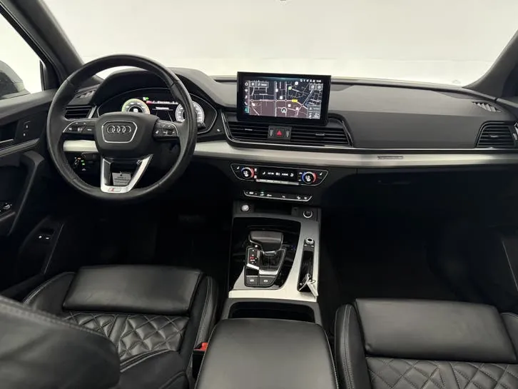 Audi Q5 2021 photo 2