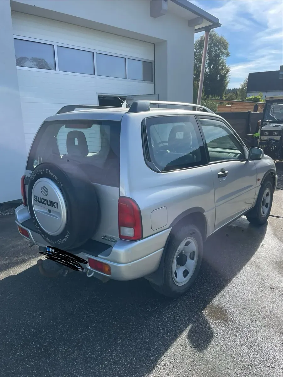 Suzuki Vitara 2001 photo 2