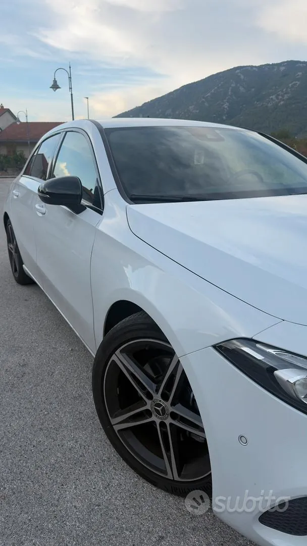 Mercedes-Benz A 180 2022 photo 4