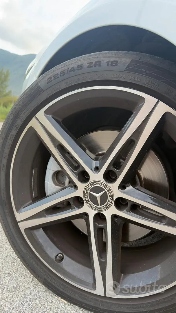 Mercedes-Benz A 180 2022 photo 3