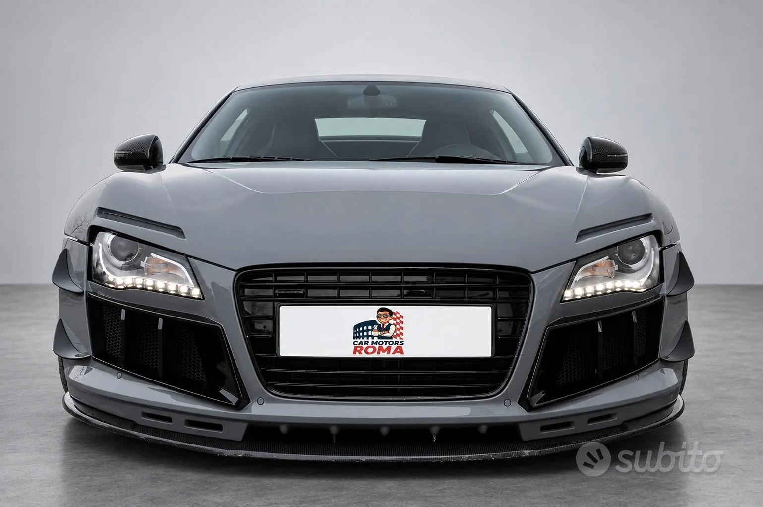Audi R8 2009 photo 2