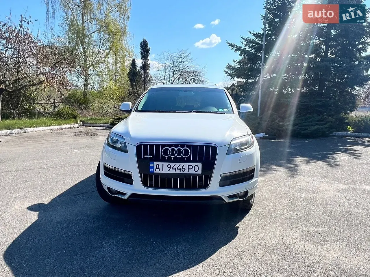 Audi Q7 2014 photo 2