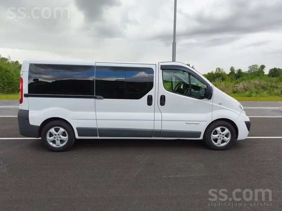 Renault Trafic 2010 photo 5