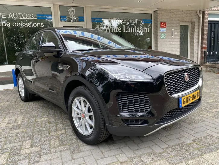 Jaguar E-Pace 2020 photo 3