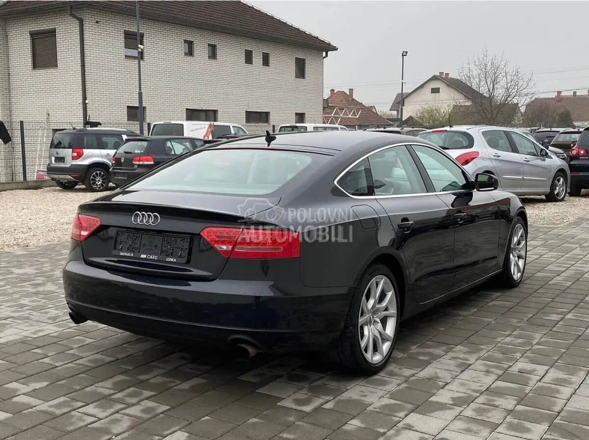 Audi A5 2010 photo 3