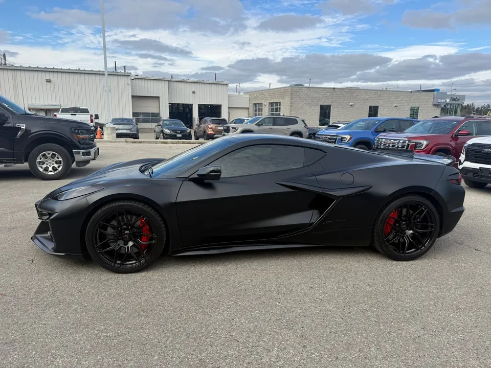 Chevrolet Corvette 2025 photo 5