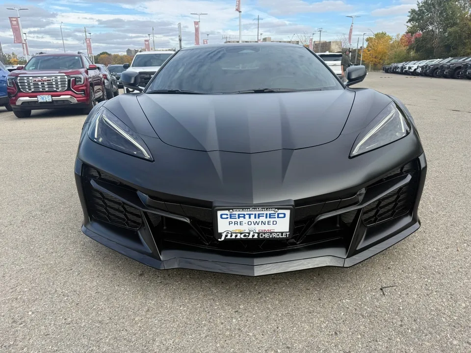 Chevrolet Corvette 2025 photo 2