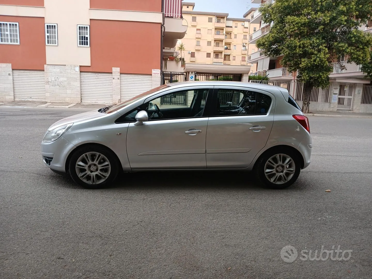 Opel Corsa 2009 photo 4