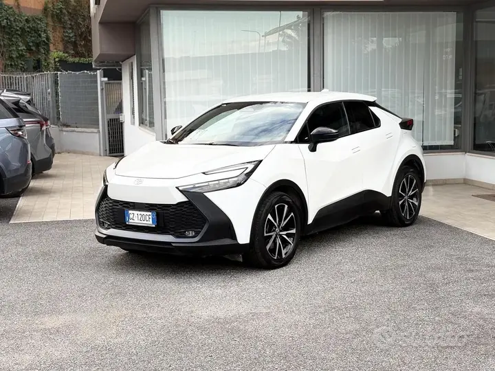 Toyota C-Hr 2025 photo 3