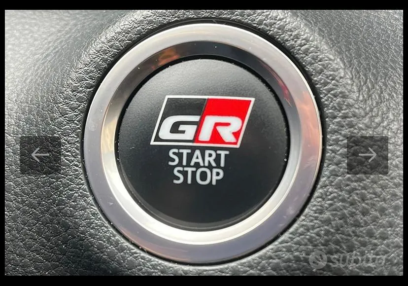 Toyota Yaris 2023 photo 2