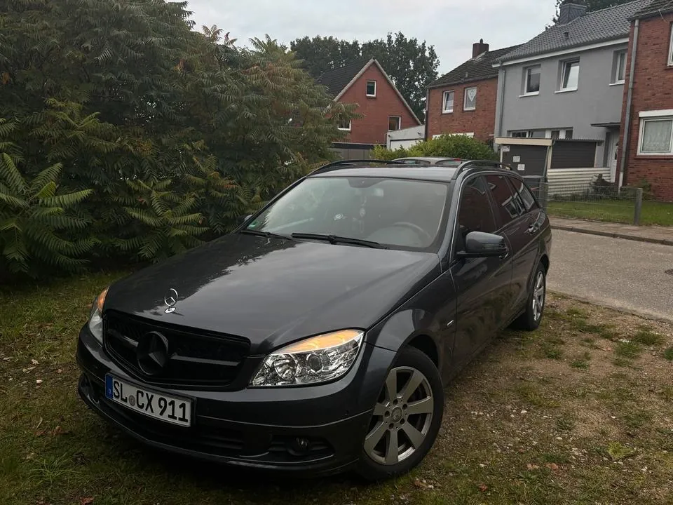 Mercedes-Benz W204