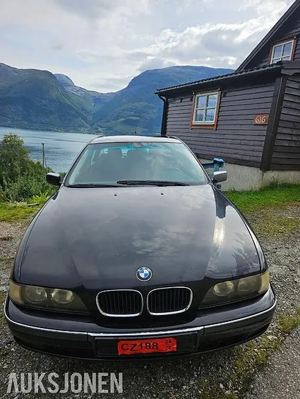 BMW 5-Serie 1999 photo 2