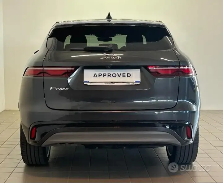 Jaguar F-Pace 2023 photo 3