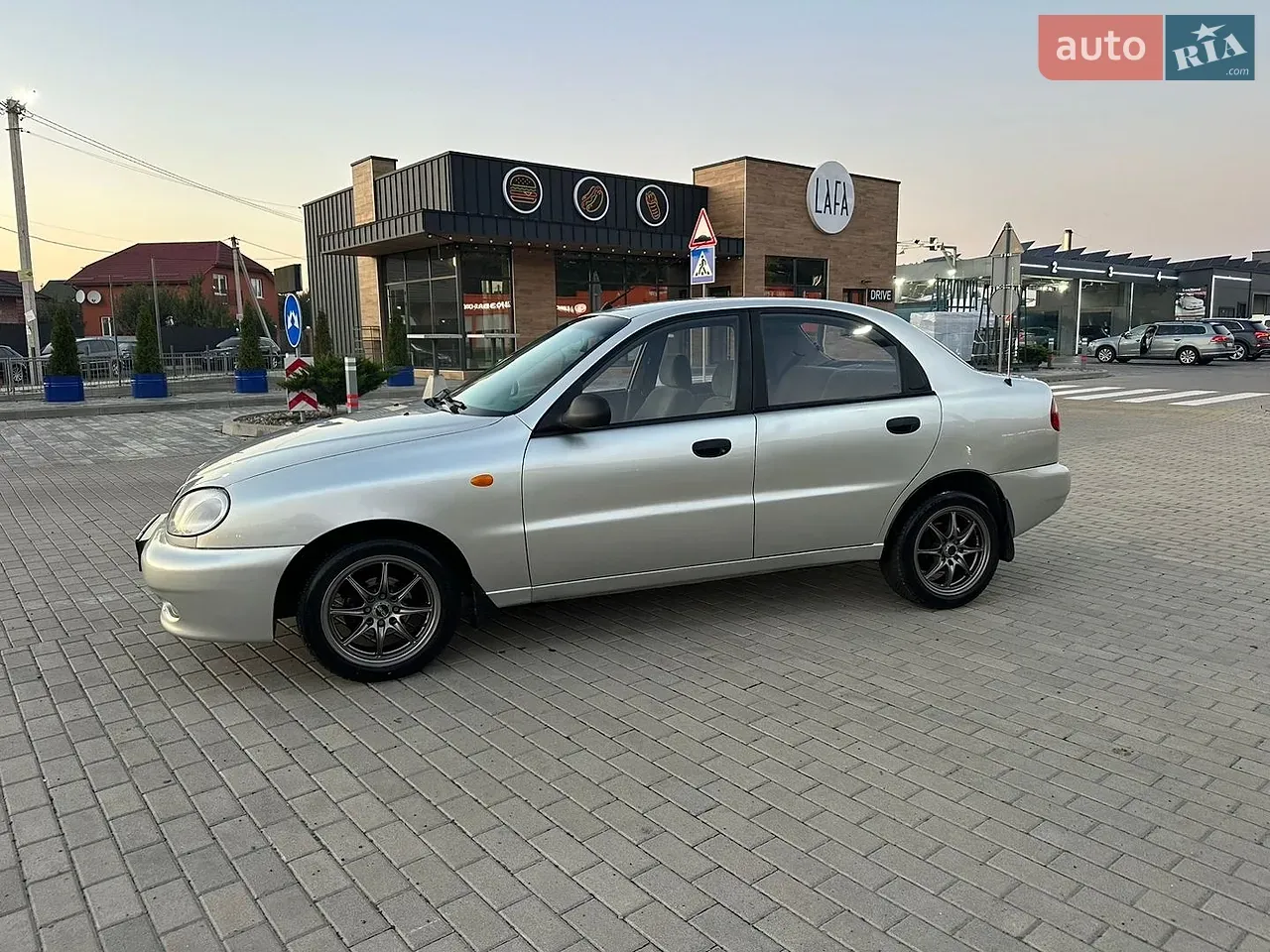 Daewoo Lanos 2004 photo 3