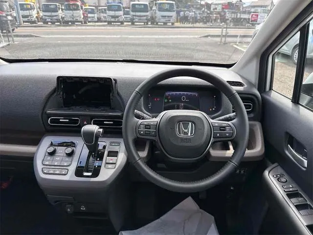 Honda Freed 2026 photo 2
