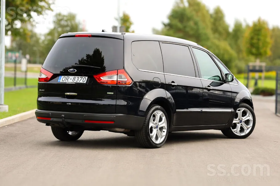 Ford Galaxy 2014 photo 4