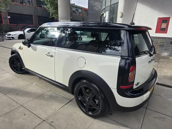 Mini Clubman 2009 photo 5