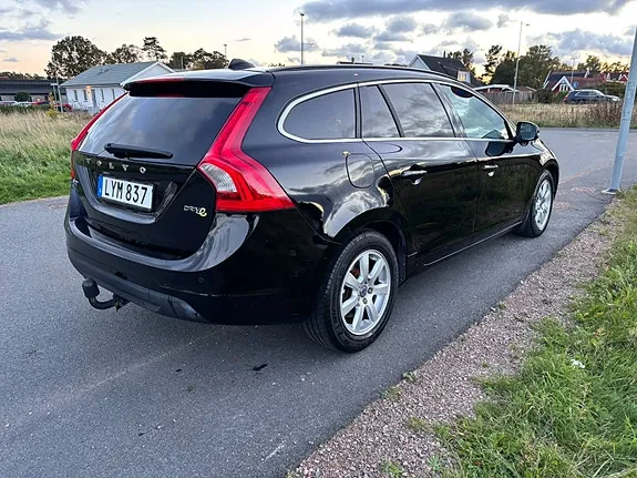 Volvo V60 2012 photo 4