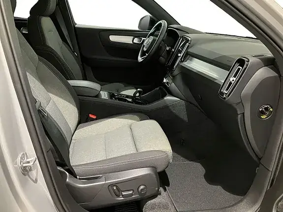 Volvo Xc40 2025 photo 5