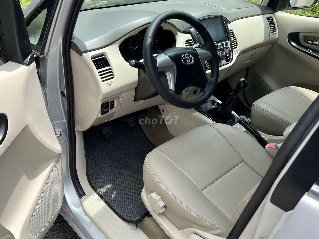 Toyota Innova 2015 photo 4