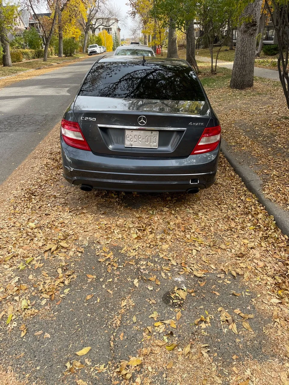 Mercedes-Benz C-Class 2010 photo 2