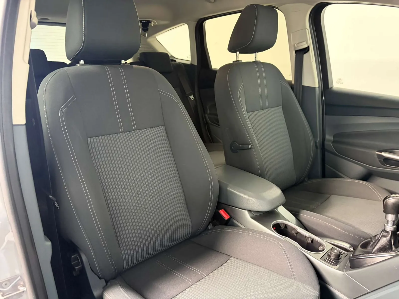 Ford C-Max 2014 photo 5