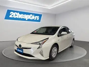 Toyota Prius 2017 photo 2