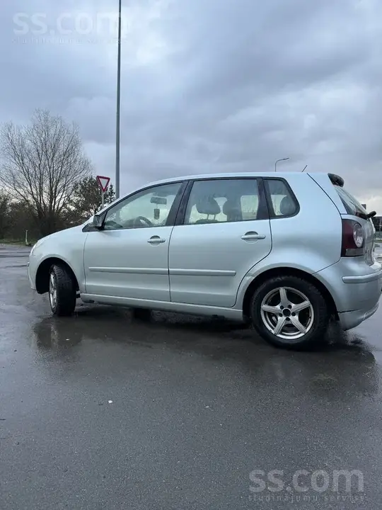 Volkswagen Polo 2008 photo 4