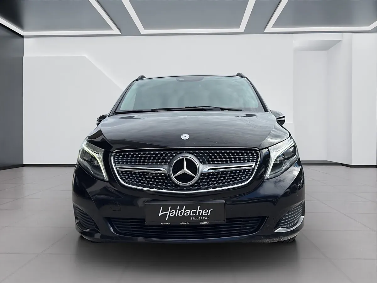 Mercedes-Benz V-Class 2016 photo 3