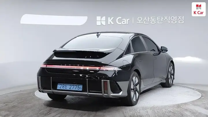Hyundai Ioniq 6 2023 photo 2