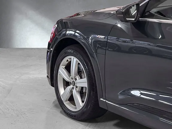 Audi E-Tron 2022 photo 4
