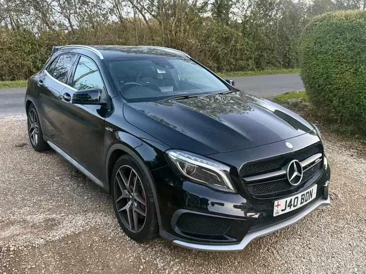Mercedes-Benz Gla 2015 photo 2