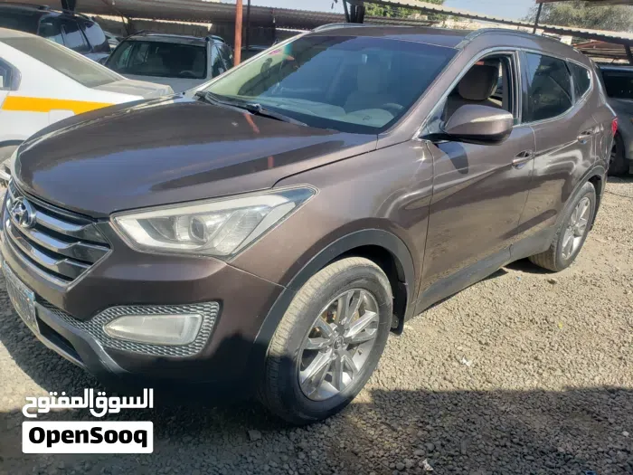 Hyundai Santa Fe 2014 photo 2