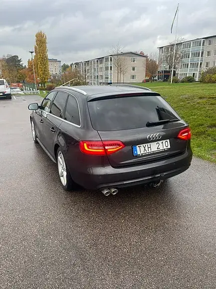 Audi A4 2013 photo 3