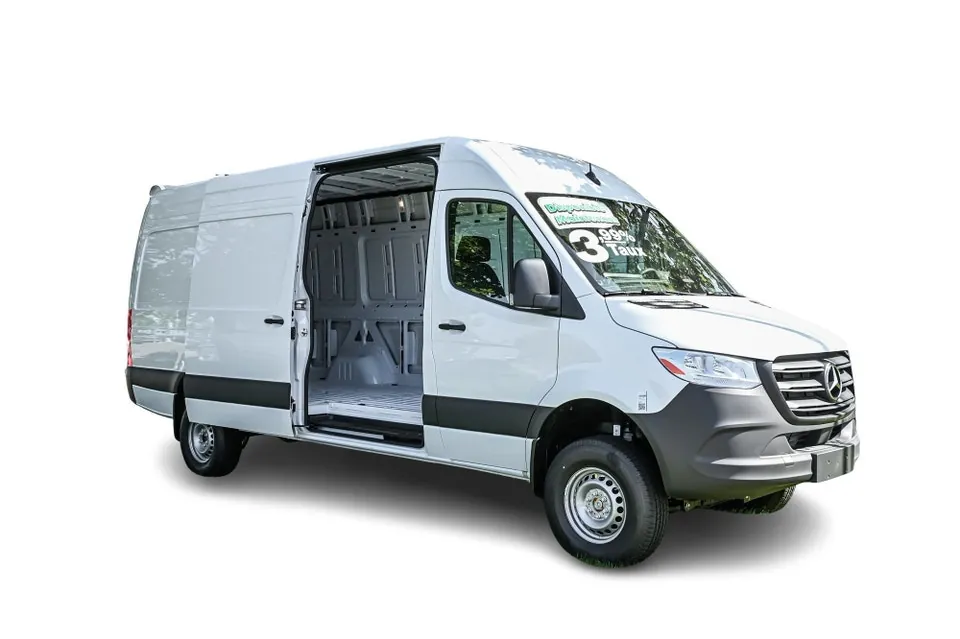 Mercedes-Benz Sprinter 2026 photo 4
