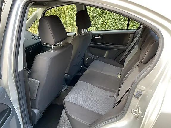 Suzuki Sx4 2010 photo 4