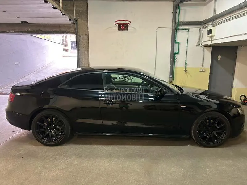 Audi A5 2011 photo 5
