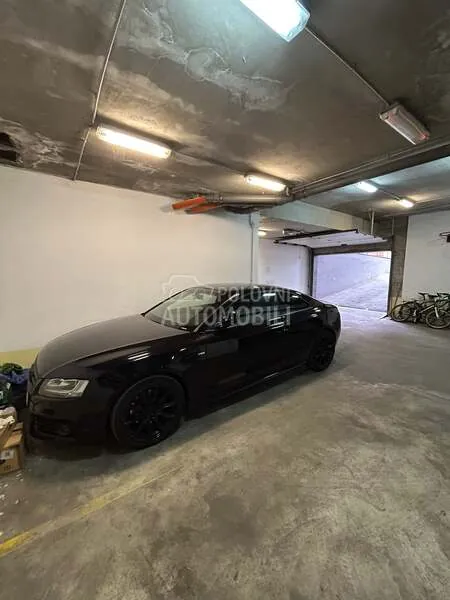 Audi A5 2011 photo 3