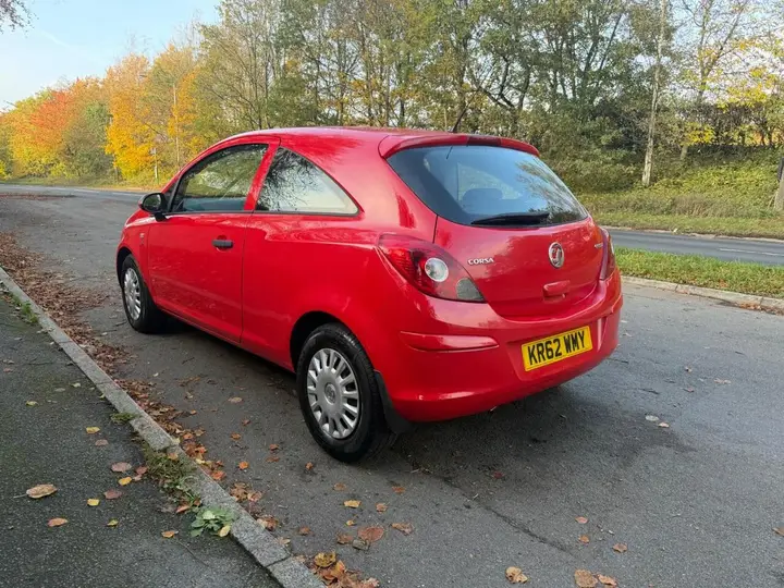 Vauxhall Corsa 2013 photo 4