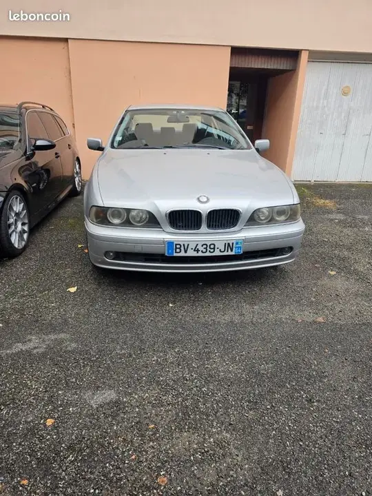 BMW 5 Series 2000 photo 2