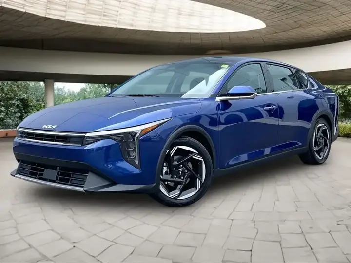 Kia K4