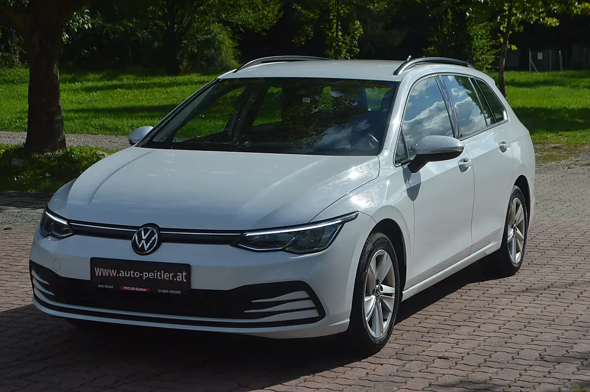 Volkswagen Golf 2023 photo 3