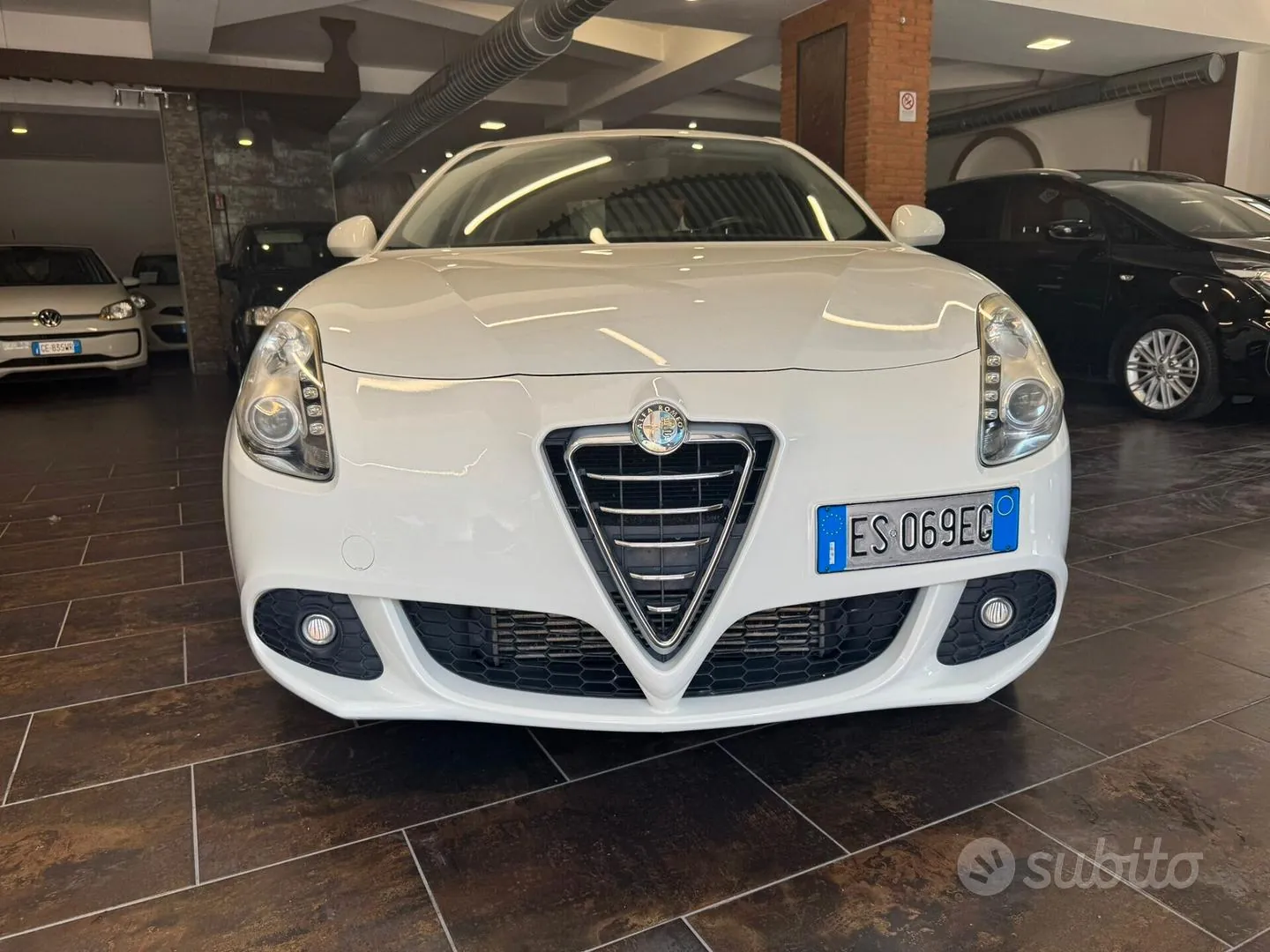 Alfa Romeo Giulietta 2013 photo 2
