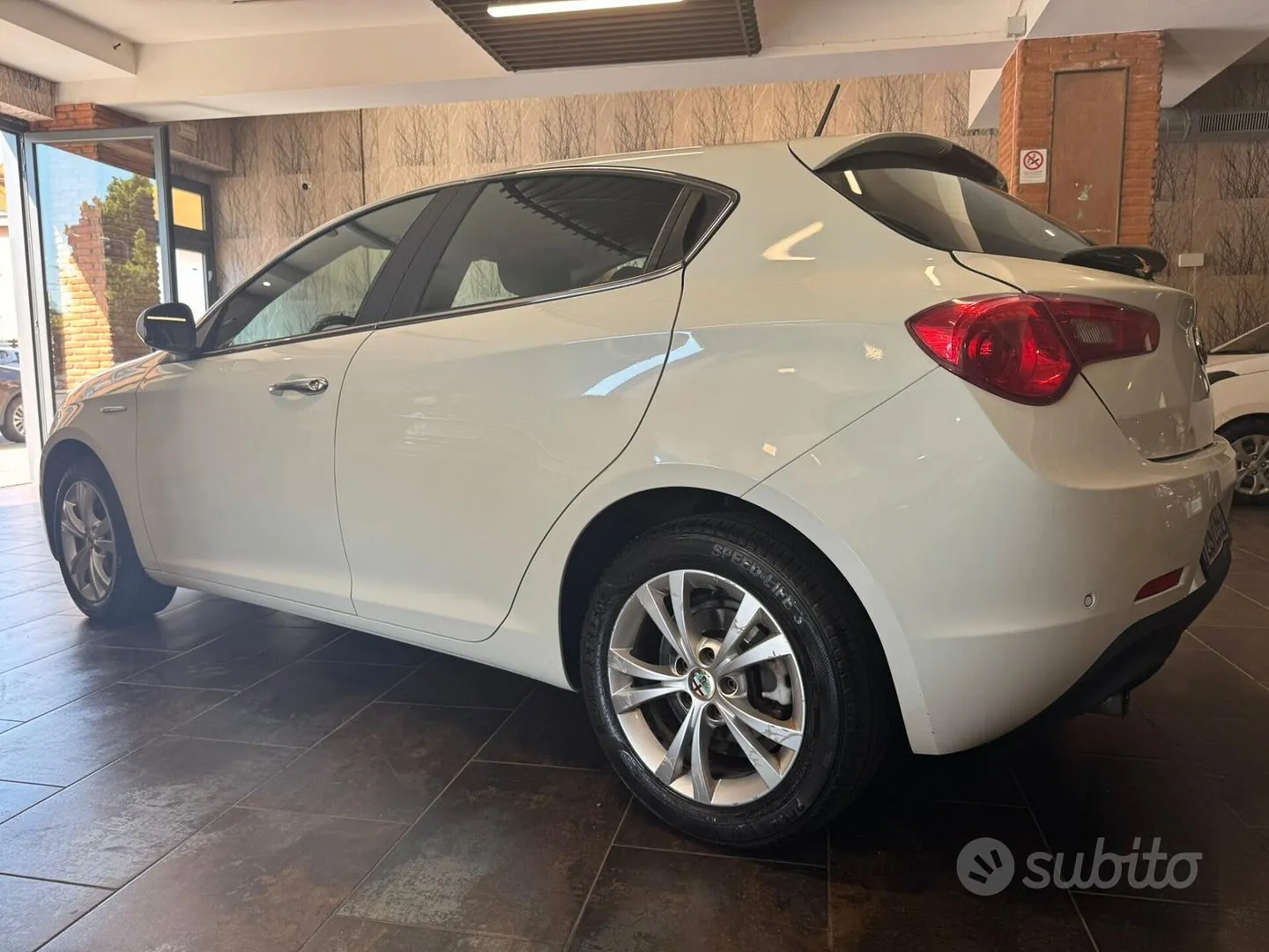 Alfa Romeo Giulietta 2013 photo 5