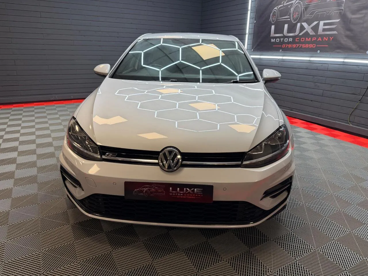 Volkswagen Golf 2019 photo 2
